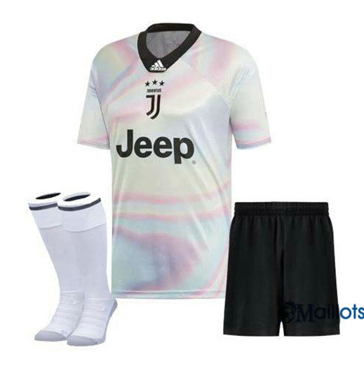 Ensemble Maillot foot Junior EA Sports Juventus 2018